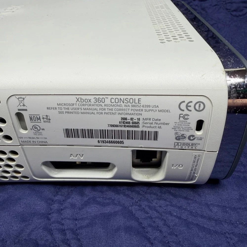 Microsoft Xbox 360 Original White Console 20GB HDD Feb 2006 Missing Door